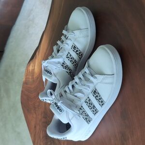 Adidas Sneakers Size 8.5